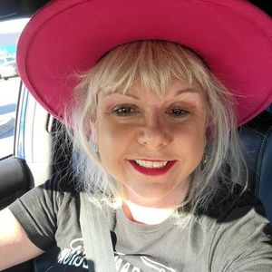 Meet your Posher, Patti